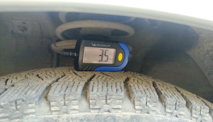 2012 Hyundai i10 SPORTZ 1.2 AT, Petrol, Automatic, 60,593 km, tyre