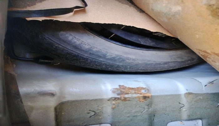 2012 Hyundai i10 SPORTZ 1.2 AT, Petrol, Automatic, 60,593 km, tyre