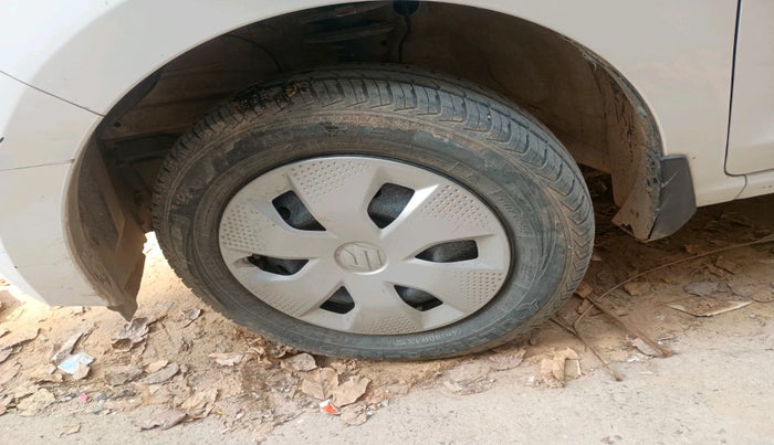 2023 Maruti Alto K10 VXI AMT, Petrol, Automatic, 1,44,333 km, tyre