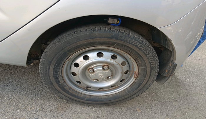 2008 Hyundai i10 ERA 1.1, Petrol, Manual, 98,924 km, tyre