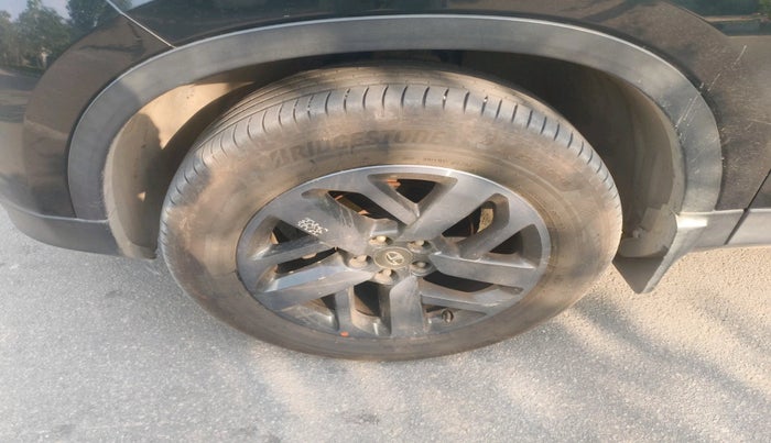 2022 Tata Harrier XZA PLUS 2.0L, Diesel, Automatic, 65,062 km, tyre