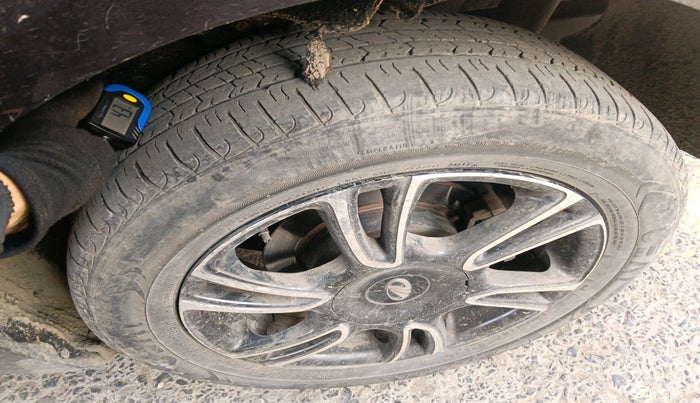 2018 Mahindra MARAZZO M8 7 STR, Diesel, Manual, 1,03,719 km, tyre