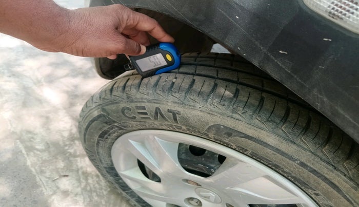 2021 Renault Kwid RXL, Petrol, Manual, 23,929 km, tyre