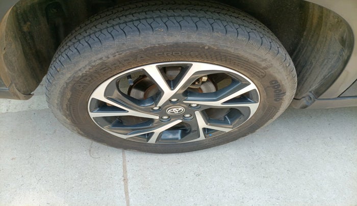 2024 Toyota URBAN CRUISER HYRYDER G HYBRID, Hybrid, Automatic, 30,558 km, tyre