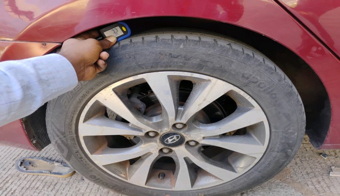 2014 Hyundai Verna FLUIDIC 1.6 CRDI SX, Diesel, Manual, 98,722 km, tyre