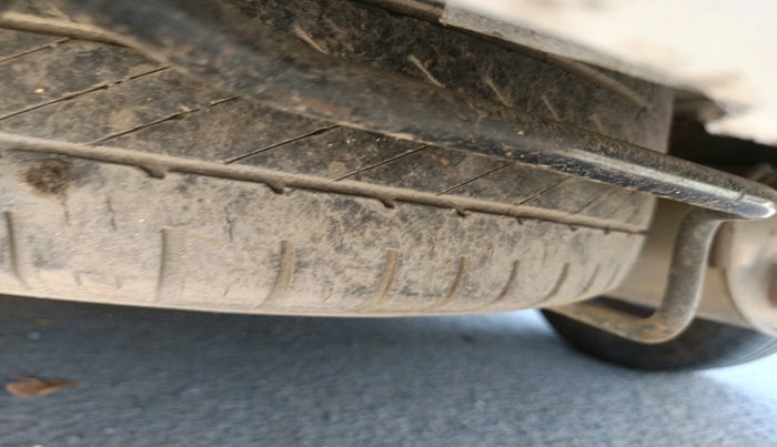 2012 Maruti Ertiga VDI, Diesel, Manual, 93,521 km, tyre