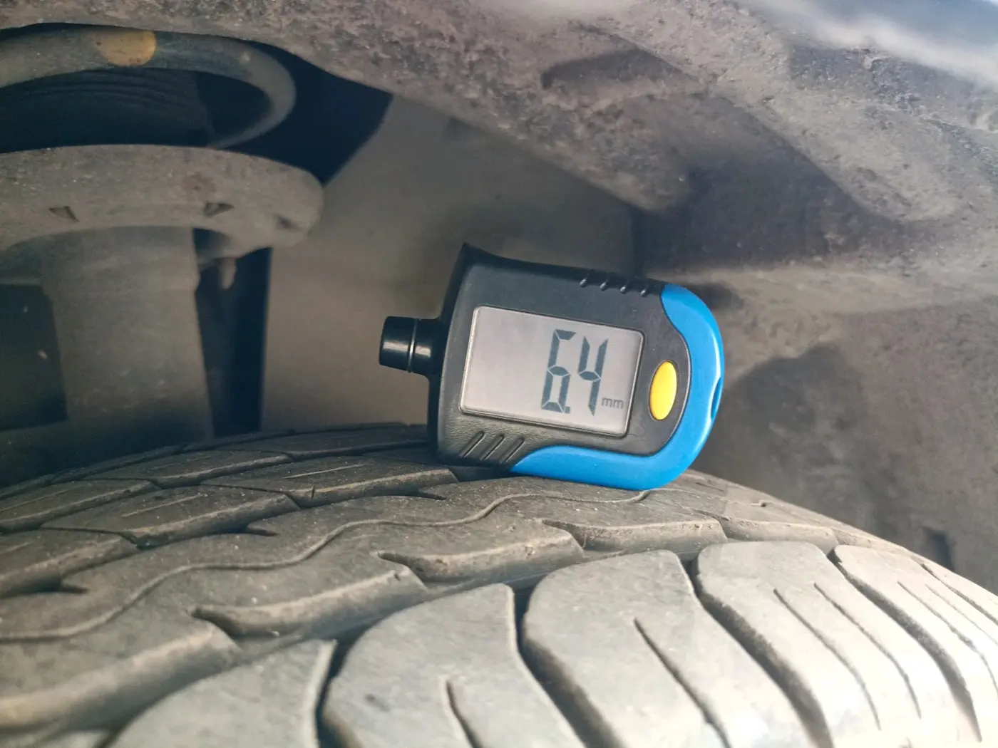 2013 Ford Ecosport TITANIUM 1.5L DIESEL, Diesel, Manual, 1,09,018 km, tyre