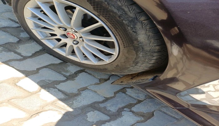 2014 Jaguar XF 2.2 DIESEL, Diesel, Automatic, 91,324 km, tyre