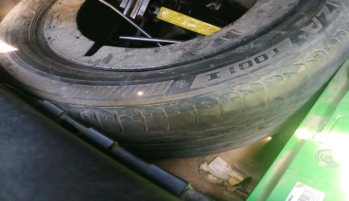 2014 Jaguar XF 2.2 DIESEL, Diesel, Automatic, 91,324 km, tyre