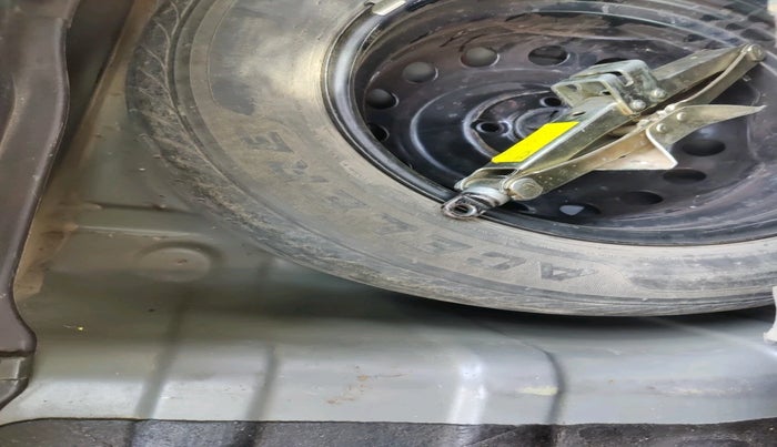 2012 Hyundai i20 SPORTZ 1.2, Petrol, Manual, 66,084 km, tyre