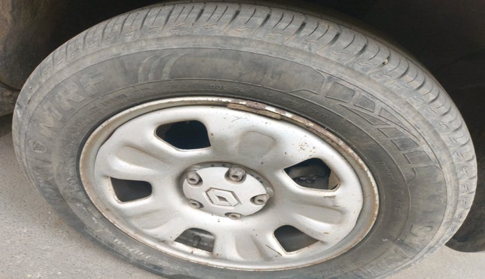 2014 Renault Duster 85 PS RXL DIESEL, Diesel, Manual, 1,32,660 km, tyre