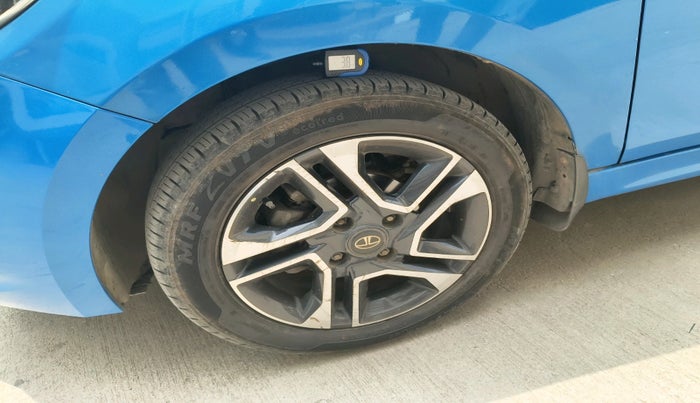 2020 Tata Tiago XZ PLUS PETROL, Petrol, Manual, 70,041 km, tyre