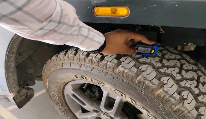 2024 Mahindra Thar LX HARD TOP 4WD MT, Diesel, Manual, 10,440 km, tyre