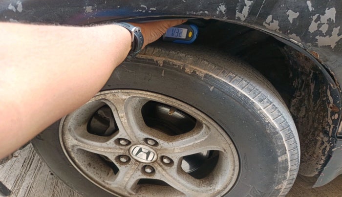 2007 Honda Civic 1.8L I-VTEC S MT, Petrol, Manual, 1,42,586 km, tyre