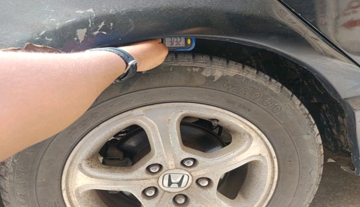 2007 Honda Civic 1.8L I-VTEC S MT, Petrol, Manual, 1,42,586 km, tyre