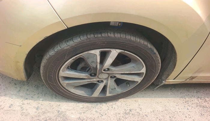 2020 Tata ALTROZ XZ PETROL, Petrol, Manual, 40,524 km, tyre