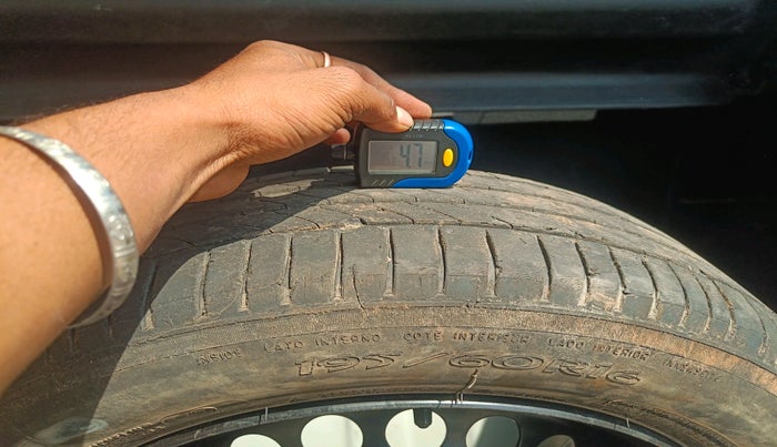 2017 Honda WR-V 1.2L I-VTEC VX MT, Petrol, Manual, 50,856 km, tyre