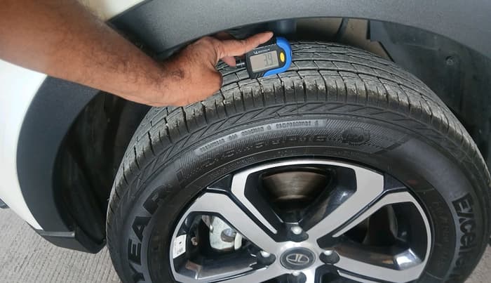 2023 Tata NEXON XZA PLUS SUNROOF PETROL, Petrol, Automatic, 25,666 km, tyre