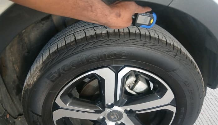 2023 Tata NEXON XZA PLUS SUNROOF PETROL, Petrol, Automatic, 25,666 km, tyre