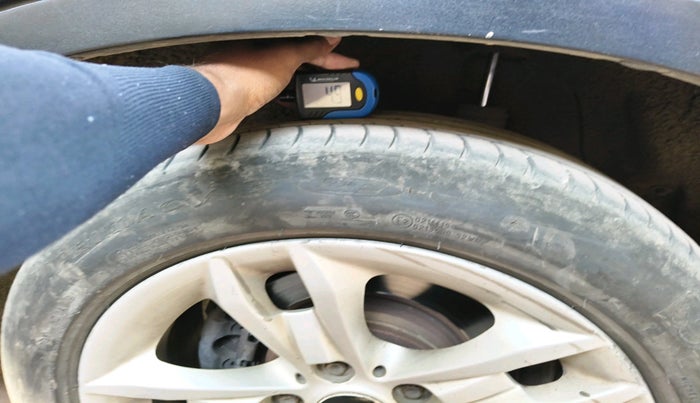 2011 BMW X1 sDrive20d, Diesel, Automatic, 1,77,325 km, tyre