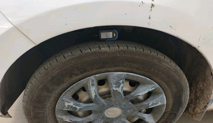 2019 Hyundai NEW SANTRO MAGNA, Petrol, Manual, 57,729 km, tyre