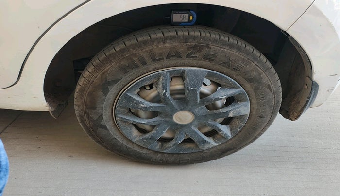 2019 Hyundai NEW SANTRO MAGNA, Petrol, Manual, 57,729 km, tyre