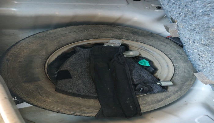 2019 Hyundai NEW SANTRO MAGNA, Petrol, Manual, 57,729 km, tyre