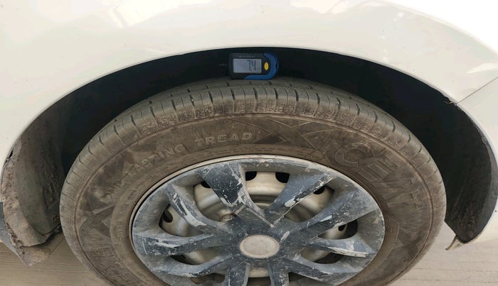 2019 Hyundai NEW SANTRO MAGNA, Petrol, Manual, 57,729 km, tyre