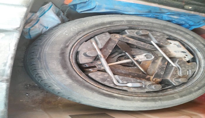 2017 Tata NEXON XM DIESEL, Diesel, Manual, 98,707 km, tyre