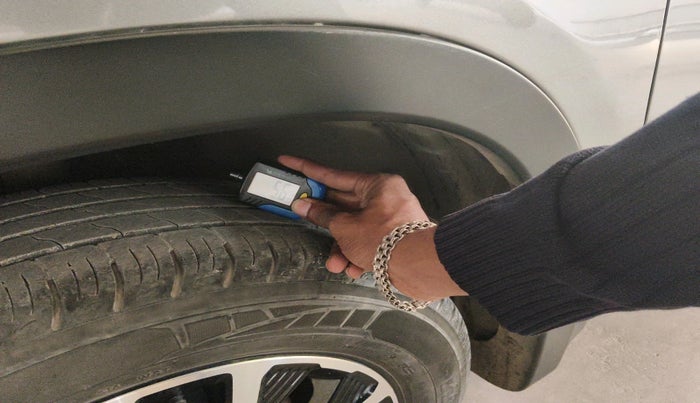 2020 Maruti Vitara Brezza ZXI, Petrol, Manual, 30,286 km, tyre