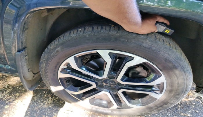 2022 Jeep Compass MODEL S (O) DIESEL 4X4 AT, Diesel, Automatic, 28,668 km, tyre