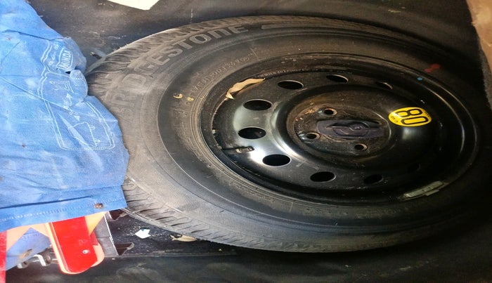 2020 Maruti Dzire ZXI AMT, Petrol, Automatic, 1,32,803 km, tyre