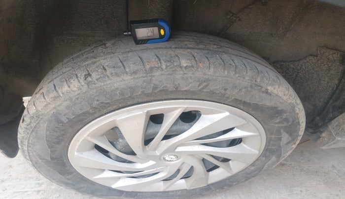 2022 Tata PUNCH ADVENTURE MT, Petrol, Manual, 55,053 km, tyre