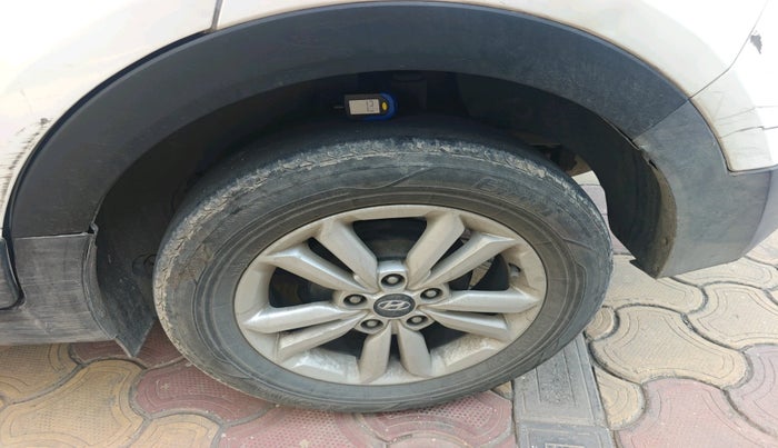 2016 Hyundai Creta SX PLUS 1.6 PETROL, Petrol, Manual, 94,448 km, tyre