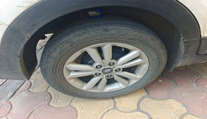 2016 Hyundai Creta SX PLUS 1.6 PETROL, Petrol, Manual, 94,448 km, tyre