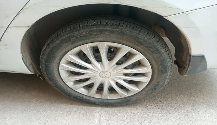 2016 Maruti Ciaz VXI+, Petrol, Manual, 55,586 km, tyre