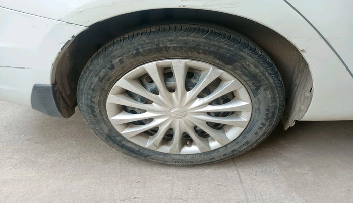 2016 Maruti Ciaz VXI+, Petrol, Manual, 55,586 km, tyre