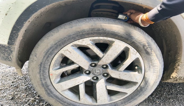 2022 Tata Safari XZA PLUS, Diesel, Automatic, 59,328 km, tyre