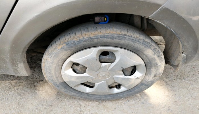 2018 Tata TIGOR XZ PETROL, Petrol, Manual, 61,553 km, tyre