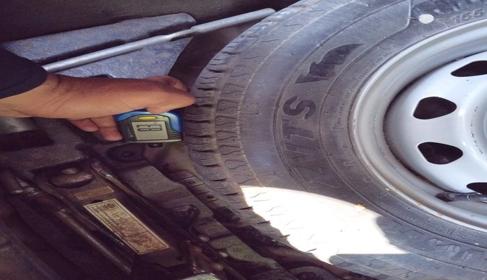 2018 Tata TIGOR XZ PETROL, Petrol, Manual, 61,553 km, tyre