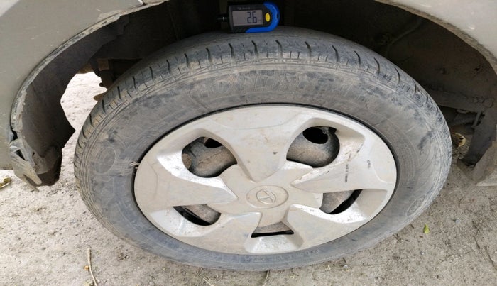 2018 Tata TIGOR XZ PETROL, Petrol, Manual, 61,553 km, tyre