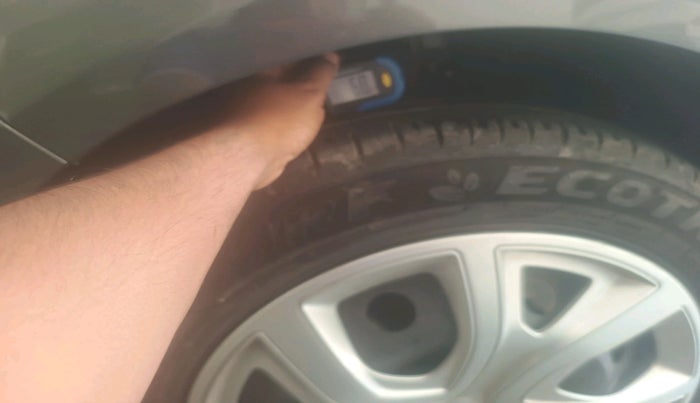 2025 Tata ALTROZ XM PLUS PETROL, Petrol, Manual, 1,075 km, tyre