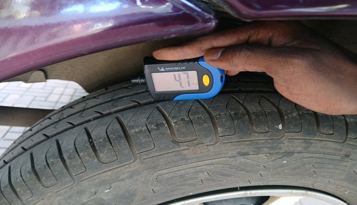 2006 Ford Ikon 1.3 FLAIR PETROL, Petrol, Manual, 30,772 km, tyre