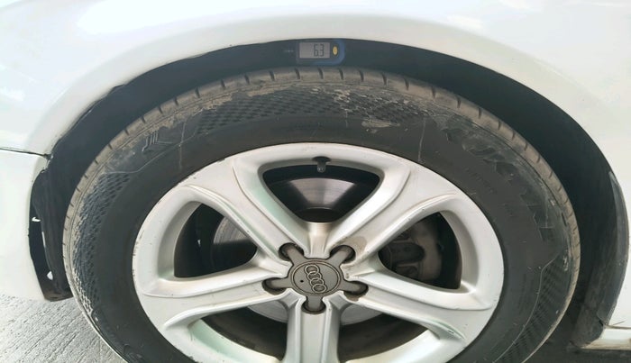 2013 Audi A4 2.0 TDI Multitronic, Diesel, Automatic, 76,834 km, tyre