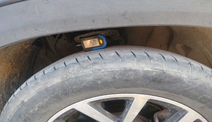 2024 Hyundai Creta E 1.5 PETROL, Petrol, Manual, 15,841 km, tyre