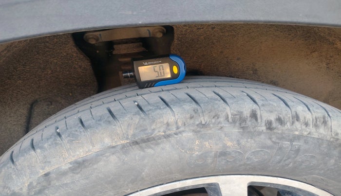 2024 Hyundai Creta E 1.5 PETROL, Petrol, Manual, 15,841 km, tyre