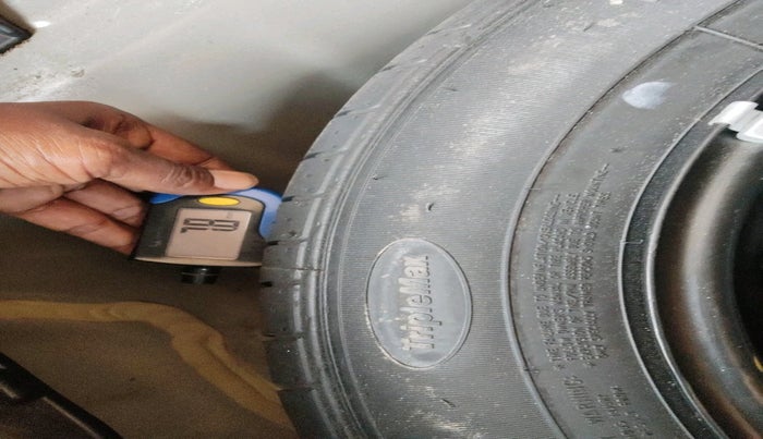 2021 KIA SONET GTX PLUS 1.0 DCT, Petrol, Automatic, 1,32,636 km, tyre