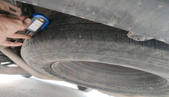 2012 Mahindra XUV500 W6, Diesel, Manual, 3,19,955 km, tyre