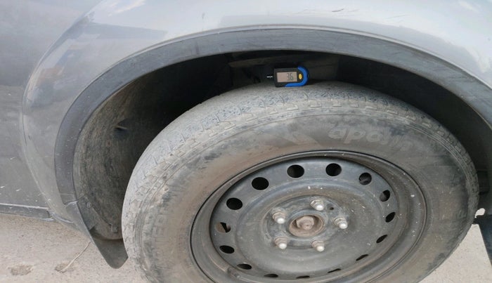 2012 Mahindra XUV500 W6, Diesel, Manual, 3,19,955 km, tyre