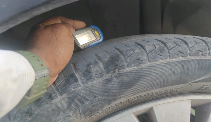 2017 Maruti S Cross DELTA 1.3, Diesel, Manual, 95,166 km, tyre